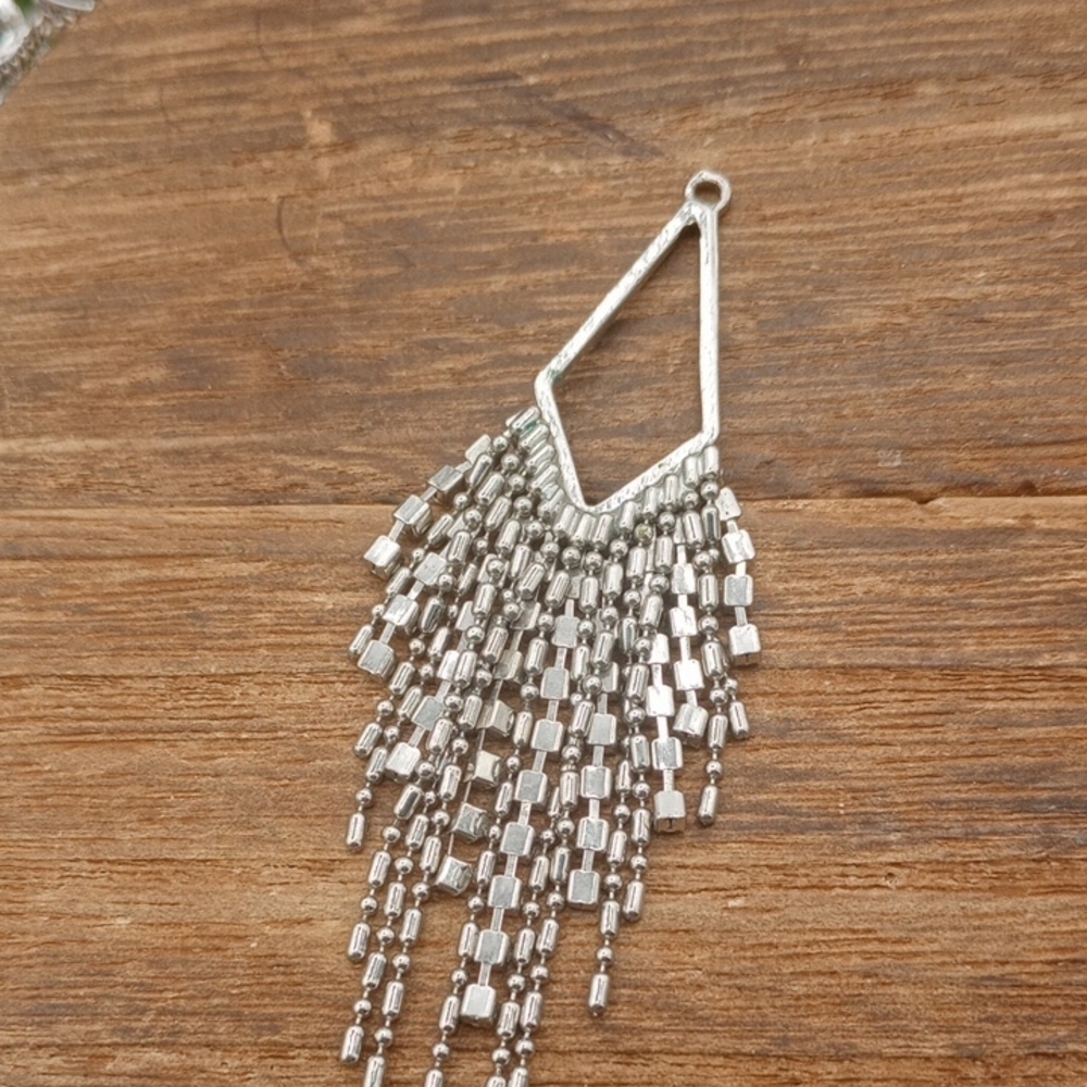 Hollywood Glam Tassel Pendant P243